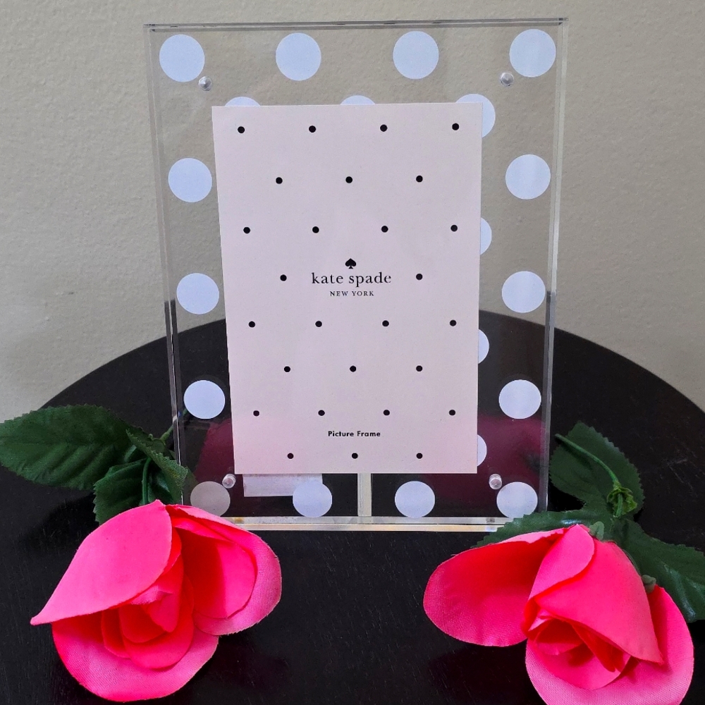 NWT: Kate Spade Acrylic Picture Frames (IN STRIPED ONLY) - Picture 3 of 11